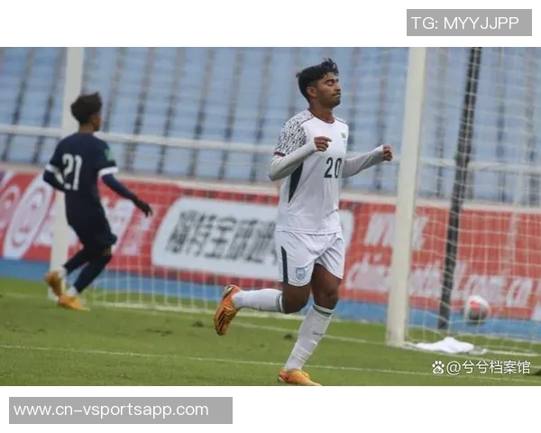 国少半场狂轰三球巴林零射门展现强大实力